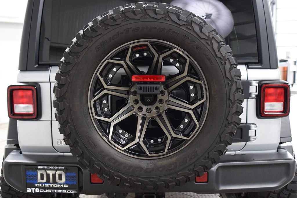 2024 Jeep JL Wrangler - Image 23 of 31