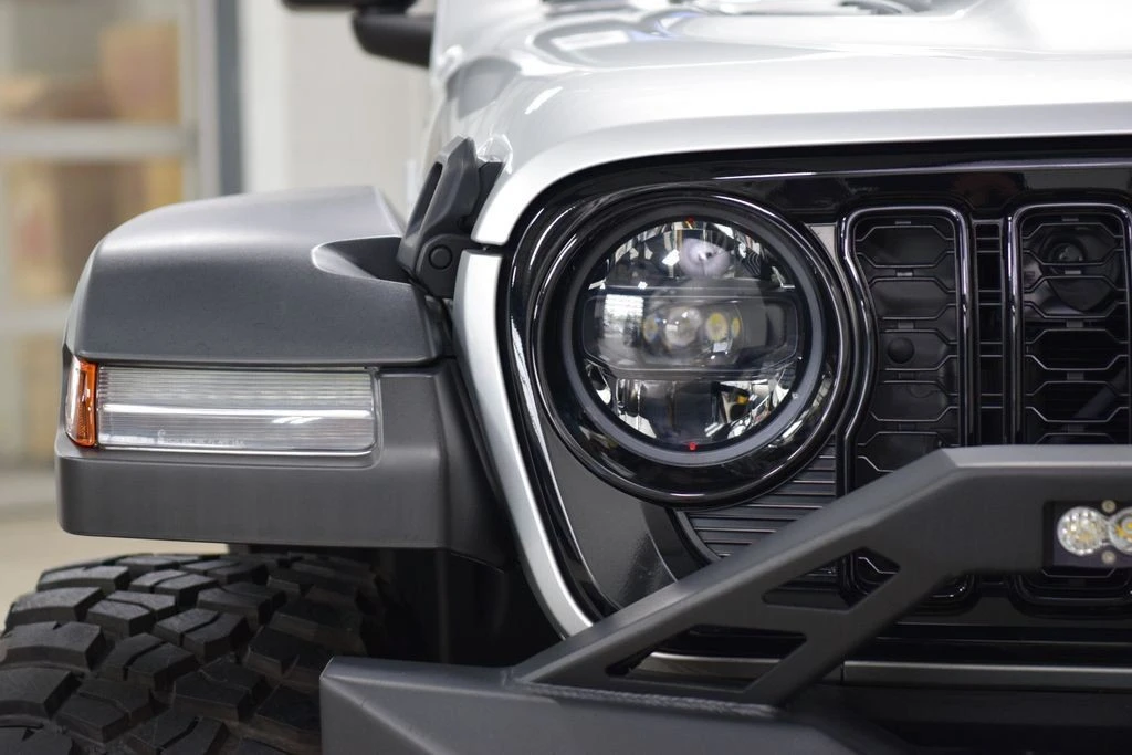 2024 Jeep JL Wrangler - Image 9 of 31