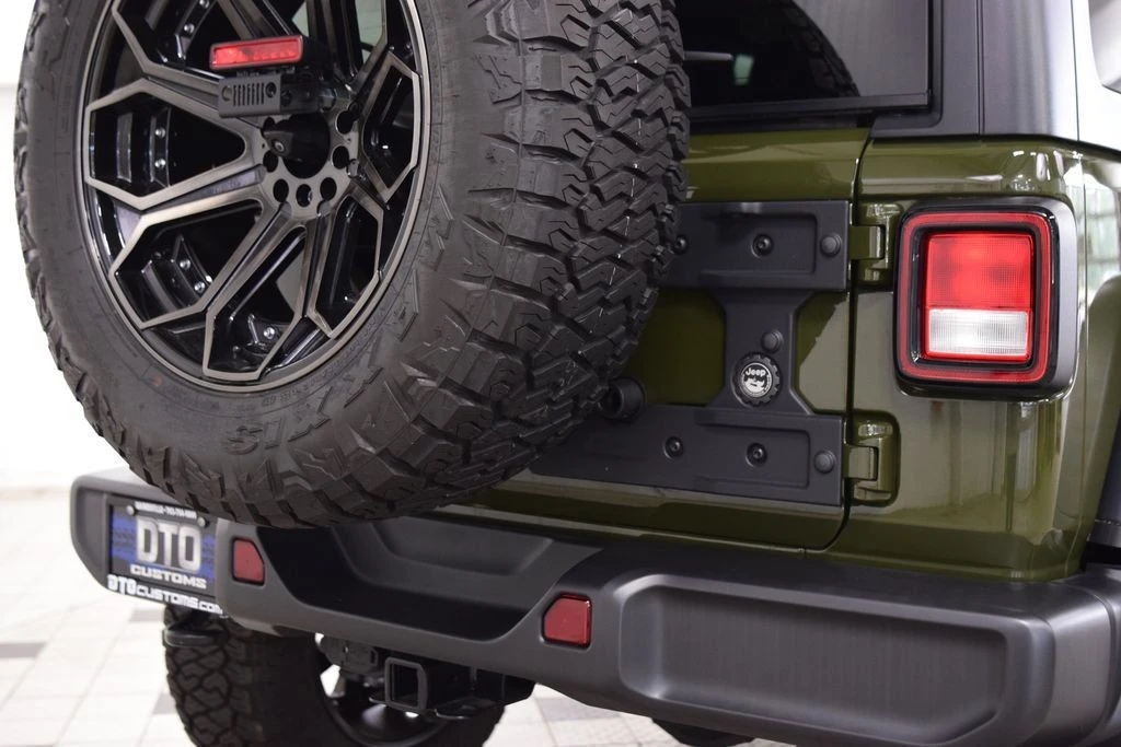 2024 Jeep JL Wrangler - Image 20 of 31