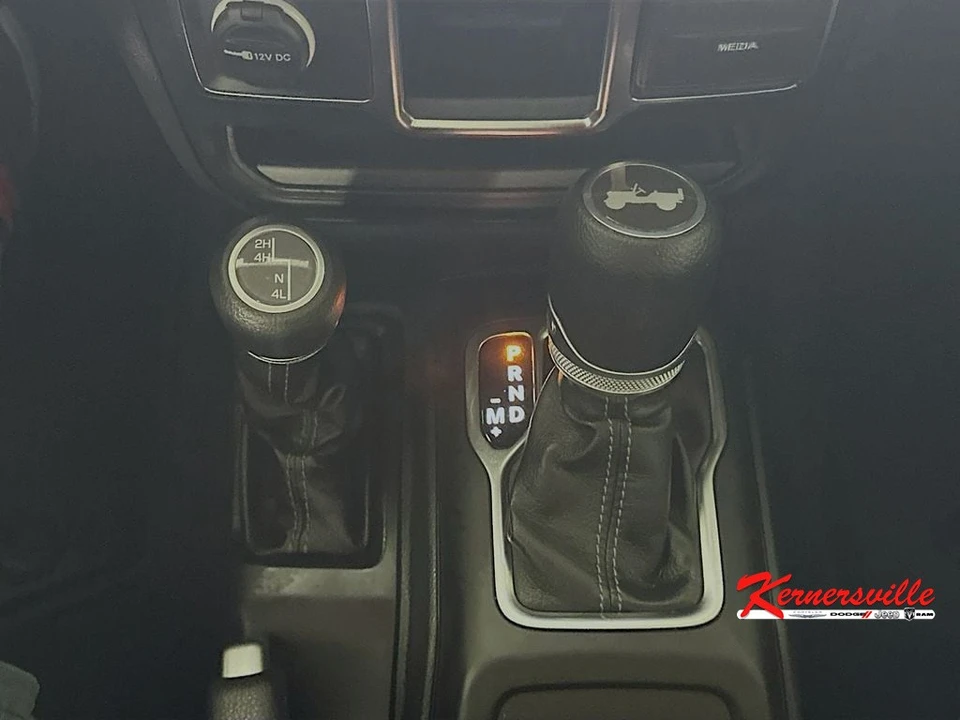 2024 Jeep JL Wrangler - Image 16 of 21