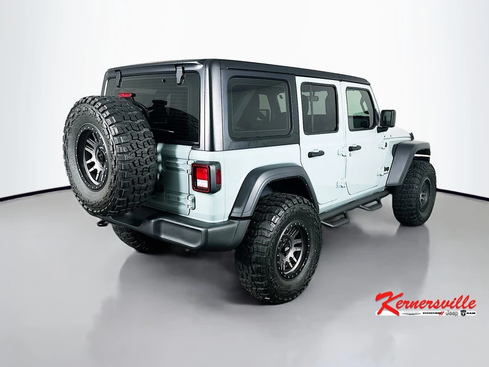 2024 Jeep JL Wrangler - Image 7 of 21