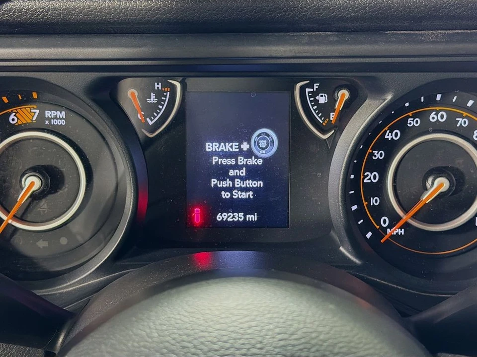 2024 Jeep JL Wrangler - Image 14 of 31