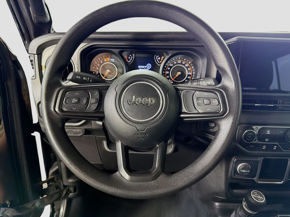 2024 Jeep JL Wrangler - Image 13 of 31