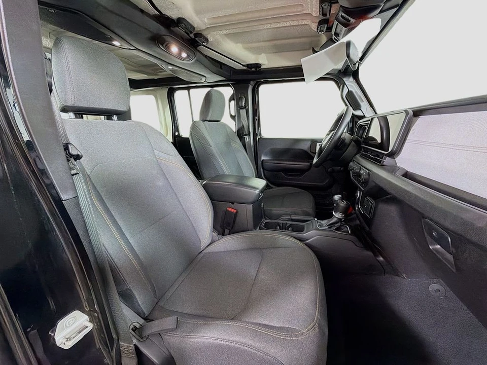 2024 Jeep JL Wrangler - Image 28 of 31