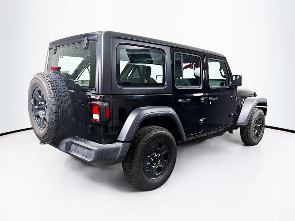 2024 Jeep JL Wrangler - Image 7 of 31
