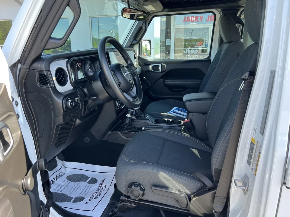 2024 Jeep JL Wrangler - Image 10 of 18