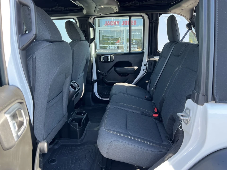 2024 Jeep JL Wrangler - Image 9 of 18