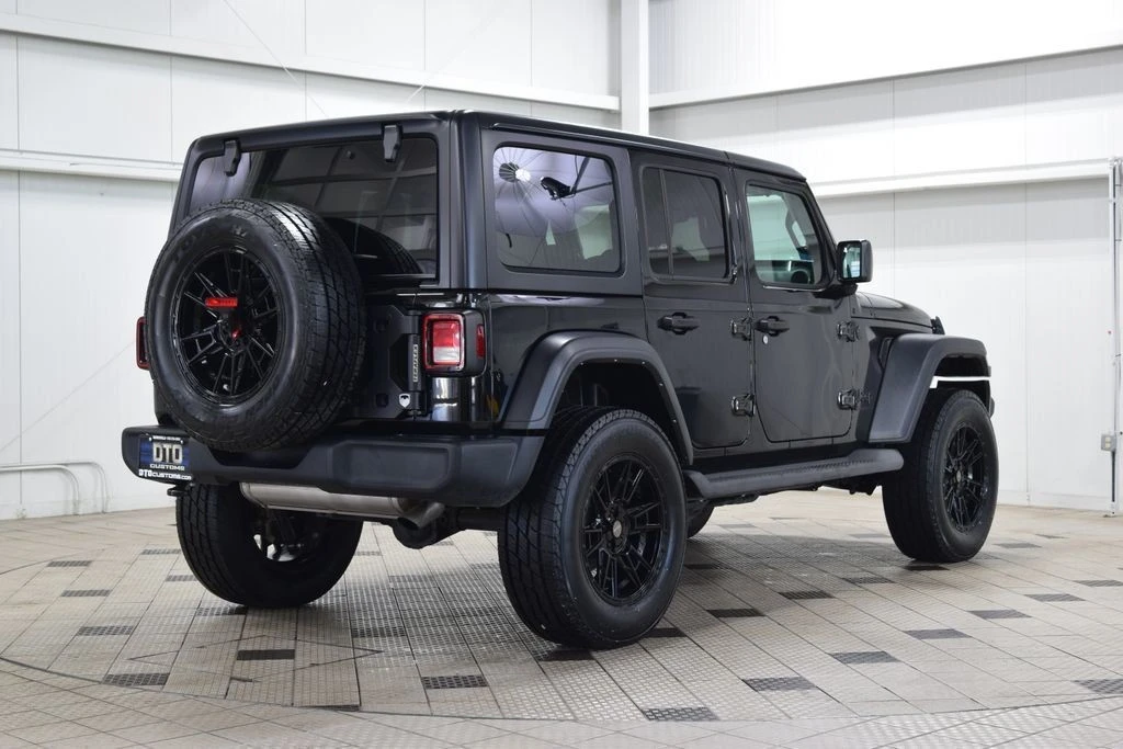 2024 Jeep JL Wrangler - Image 7 of 31