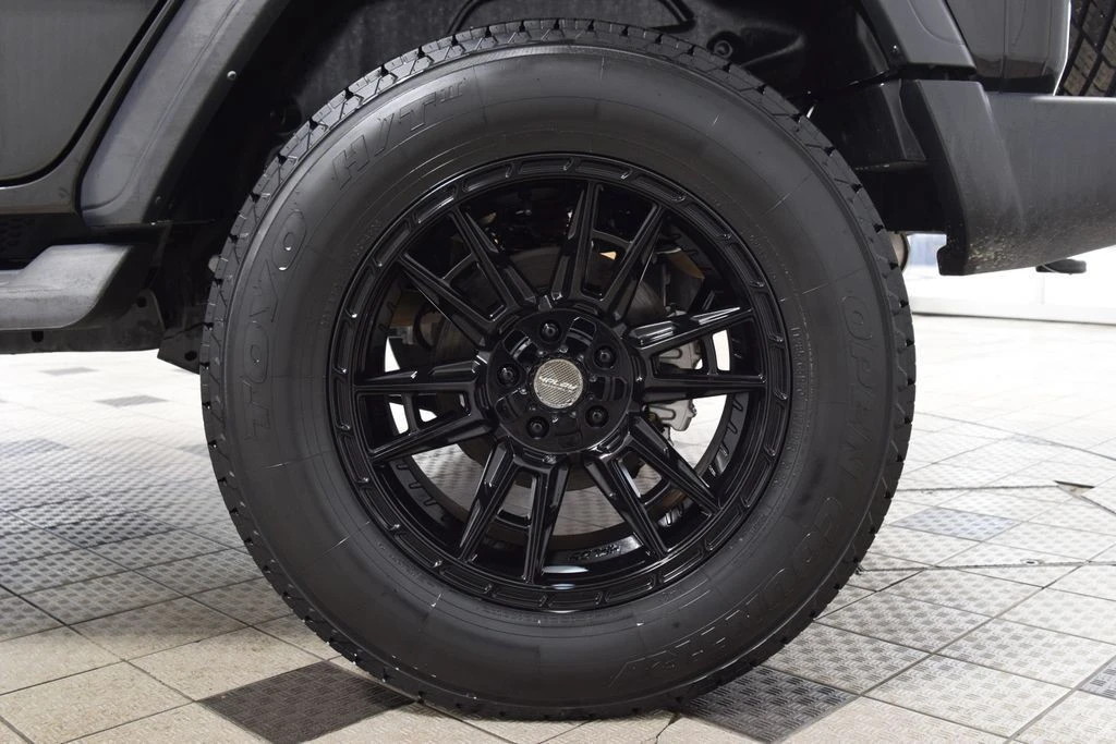 2024 Jeep JL Wrangler - Image 23 of 31