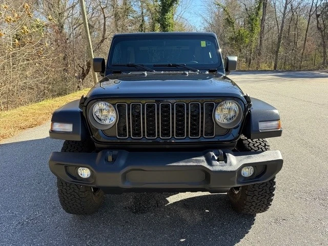 2024 Jeep JL Wrangler - Image 3 of 12