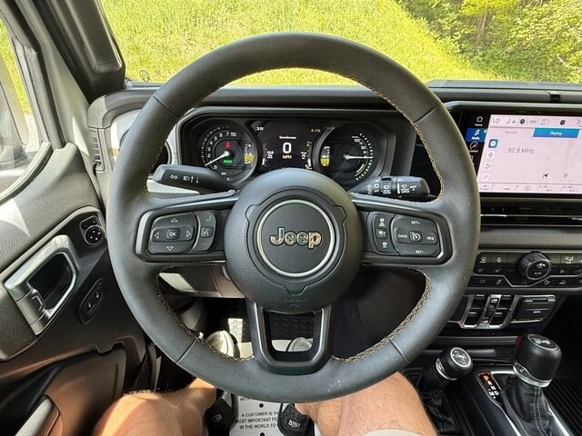 2024 Jeep JL Wrangler - Image 19 of 29