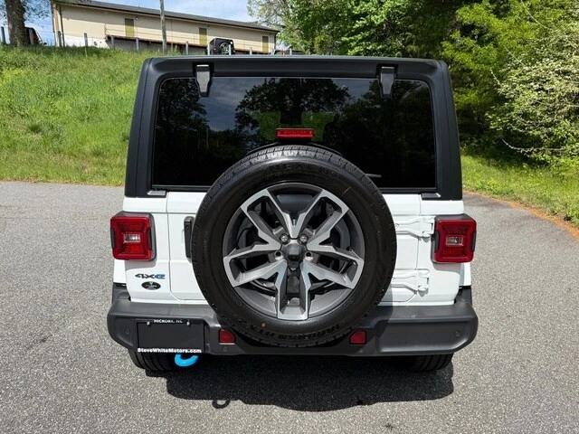 2024 Jeep JL Wrangler - Image 7 of 29