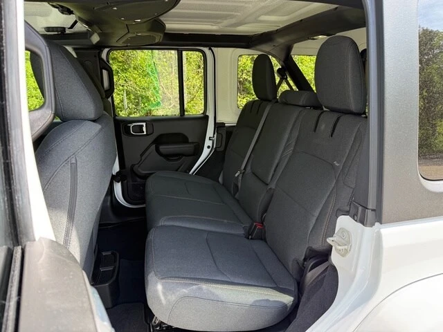 2024 Jeep JL Wrangler - Image 14 of 29
