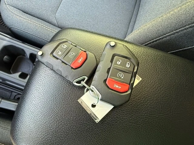 2024 Jeep JL Wrangler - Image 28 of 29