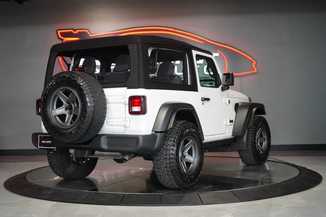 2024 Jeep JL Wrangler - Image 5 of 12