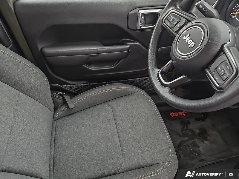 2024 Jeep JL Wrangler - Image 14 of 20