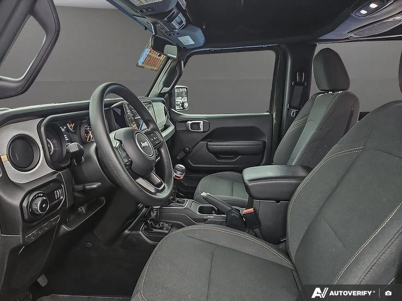 2024 Jeep JL Wrangler - Image 11 of 20