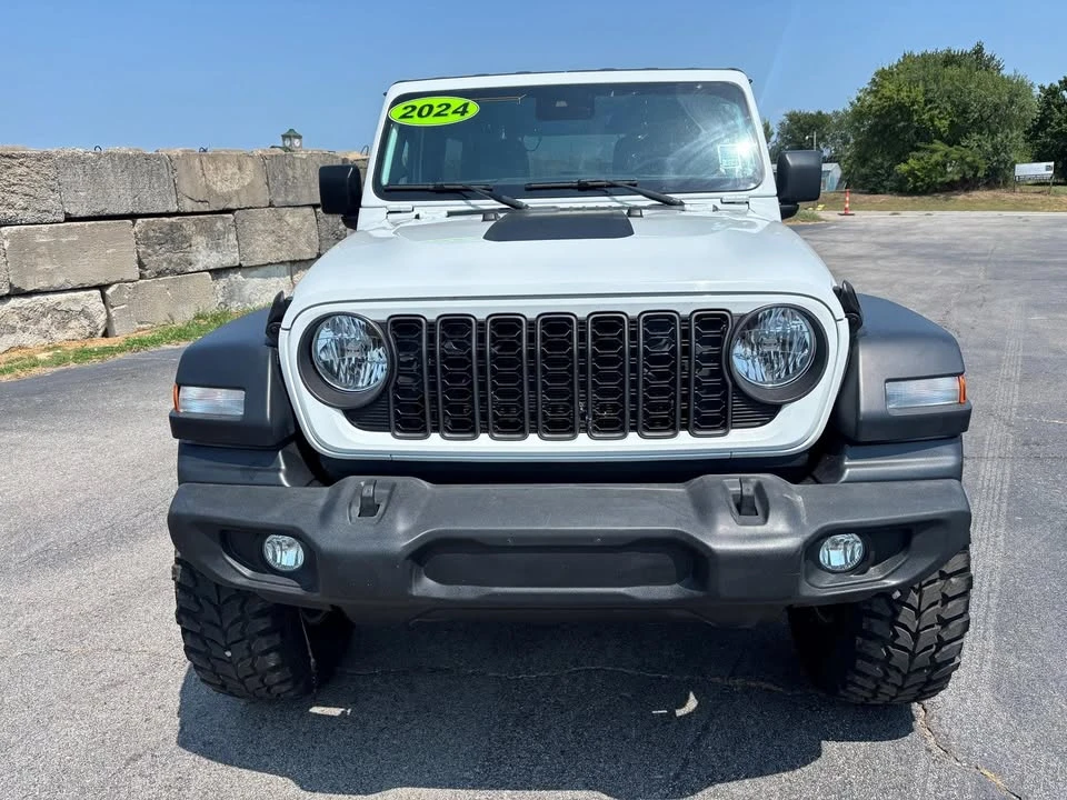 2024 Jeep JL Wrangler - Image 6 of 13