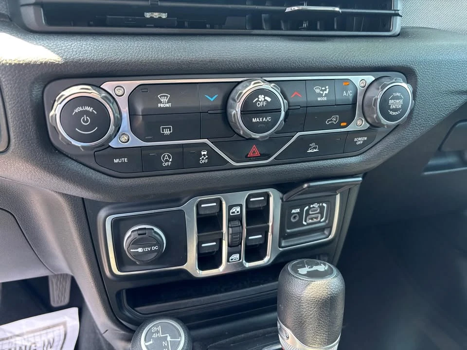2024 Jeep JL Wrangler - Image 10 of 13