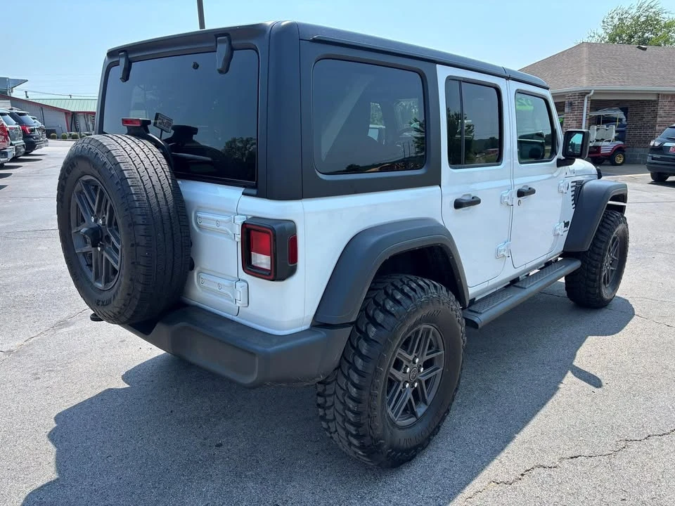 2024 Jeep JL Wrangler - Image 3 of 13