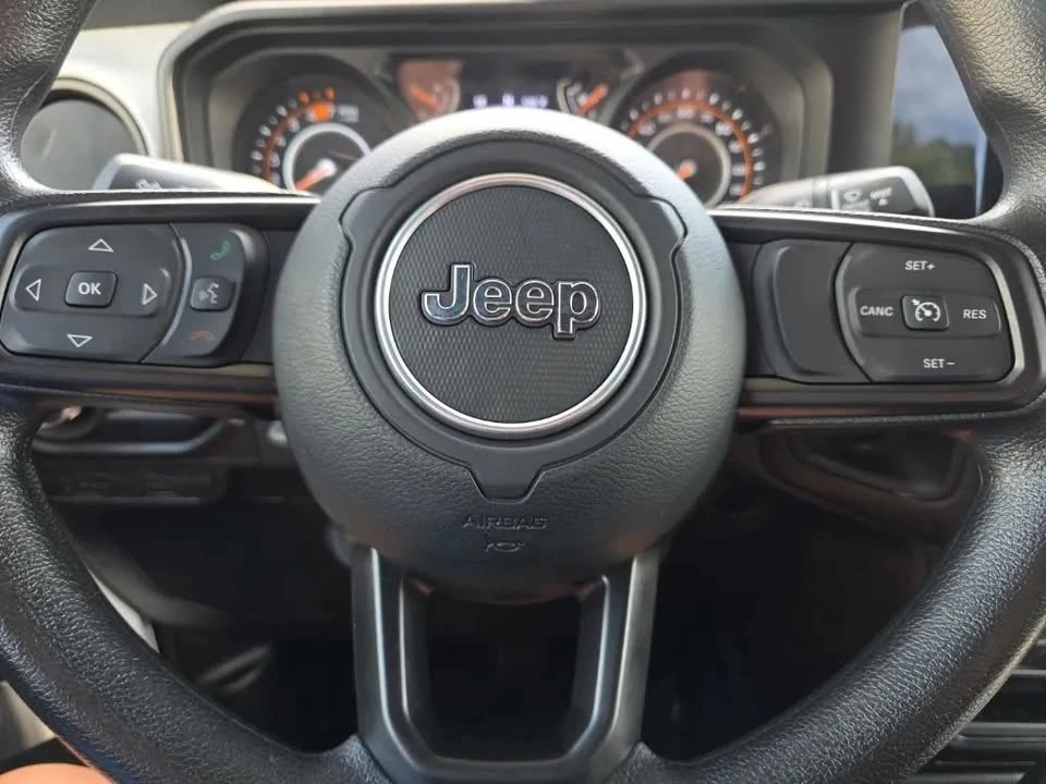 2024 Jeep JL Wrangler - Image 19 of 19