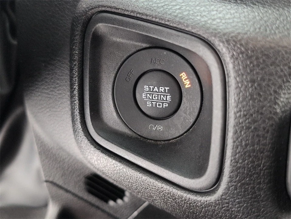 2024 Jeep JL Wrangler - Image 21 of 21