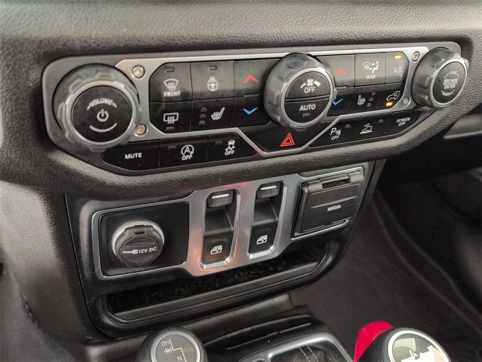 2024 Jeep JL Wrangler - Image 19 of 21