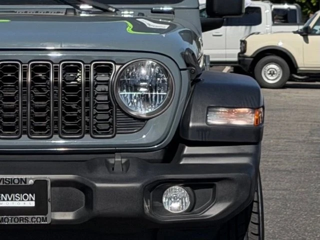 2024 Jeep JL Wrangler - Image 5 of 31
