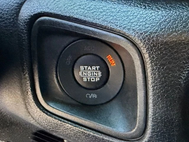 2024 Jeep JL Wrangler - Image 27 of 31