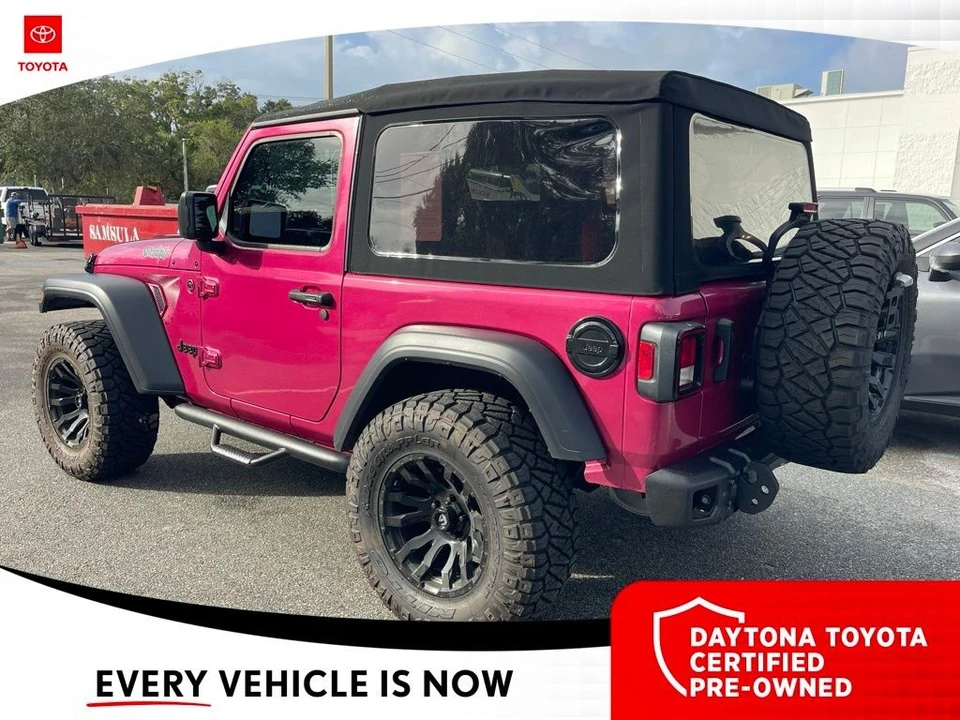 2024 Jeep JL Wrangler - Image 5 of 10