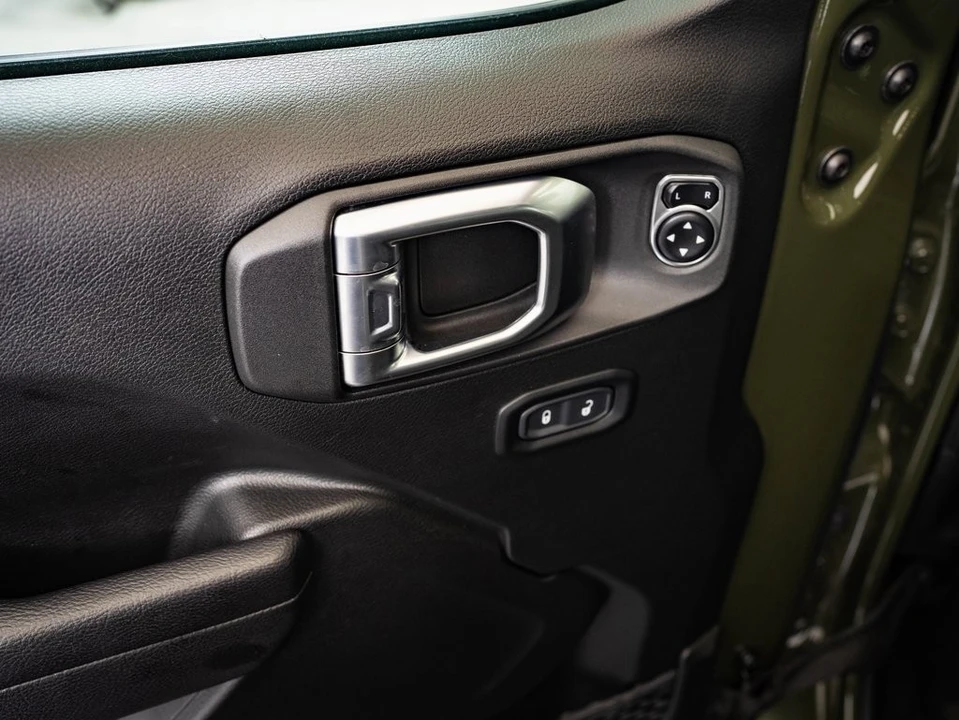 2024 Jeep JL Wrangler - Image 21 of 21