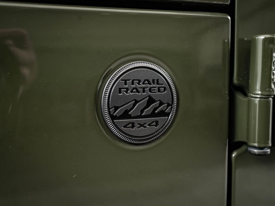 2024 Jeep JL Wrangler - Image 9 of 21