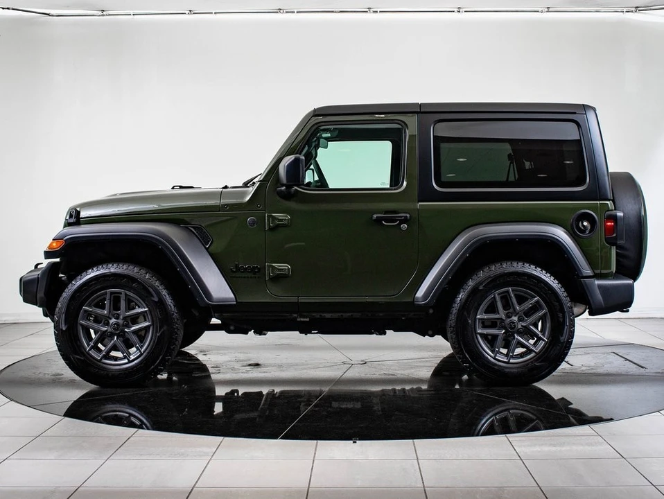 2024 Jeep JL Wrangler - Image 12 of 21