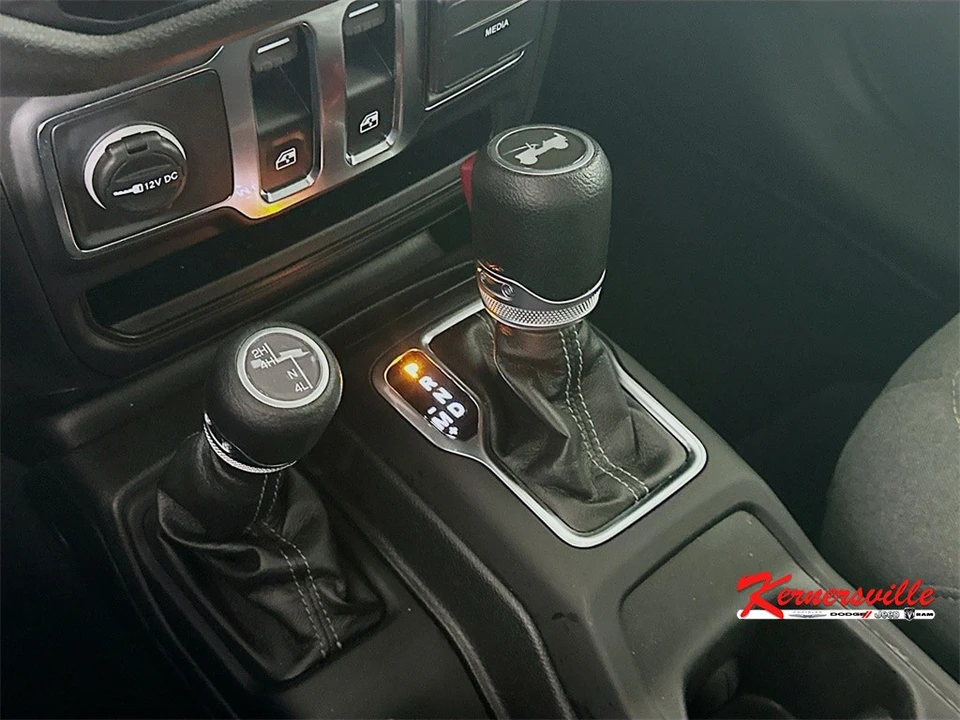 2024 Jeep JL Wrangler - Image 16 of 21