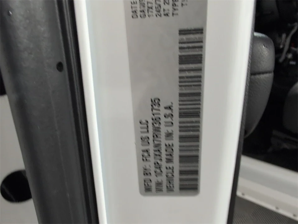 2024 Jeep JL Wrangler - Image 17 of 21