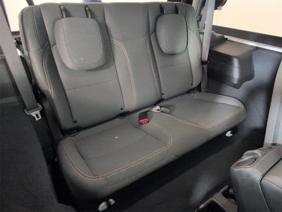 2024 Jeep JL Wrangler - Image 11 of 12