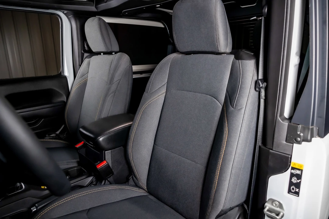 2024 Jeep JL Wrangler - Image 5 of 12
