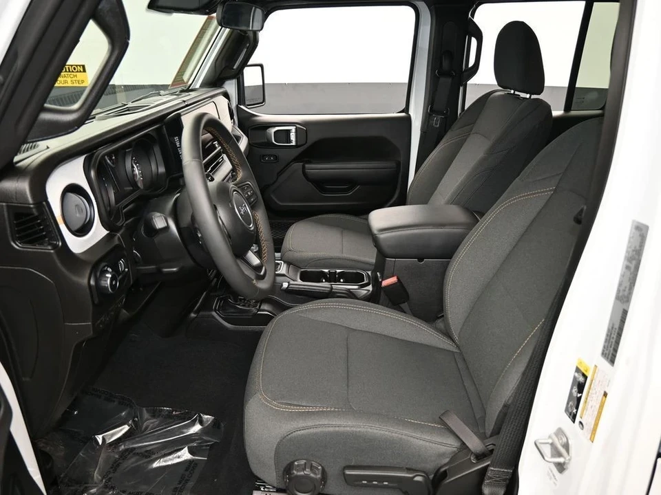 2024 Jeep JL Wrangler - Image 11 of 12