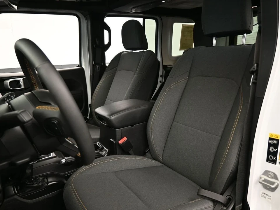 2024 Jeep JL Wrangler - Image 10 of 12