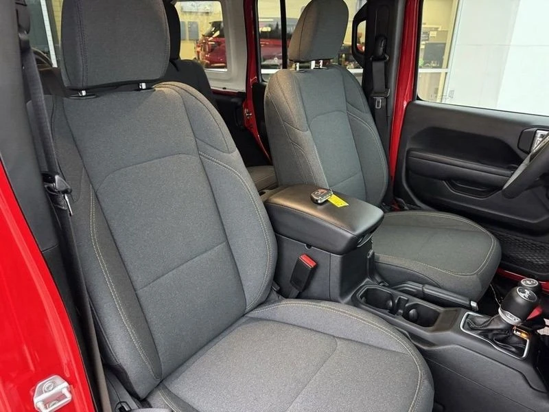 2024 Jeep JL Wrangler - Image 13 of 21