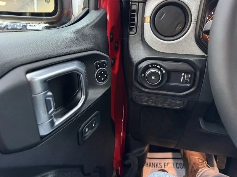 2024 Jeep JL Wrangler - Image 8 of 21