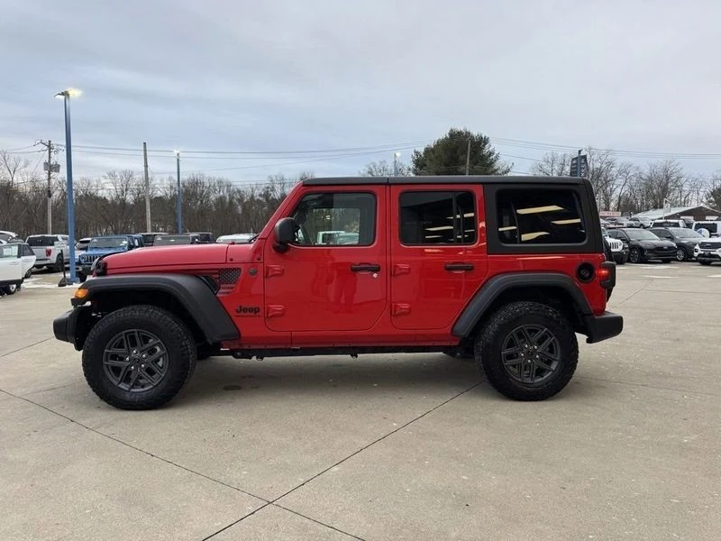 2024 Jeep JL Wrangler - Image 4 of 12