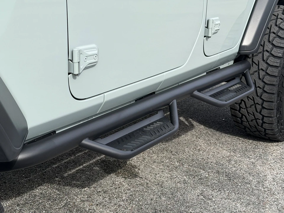 2024 Jeep JL Wrangler - Image 17 of 21