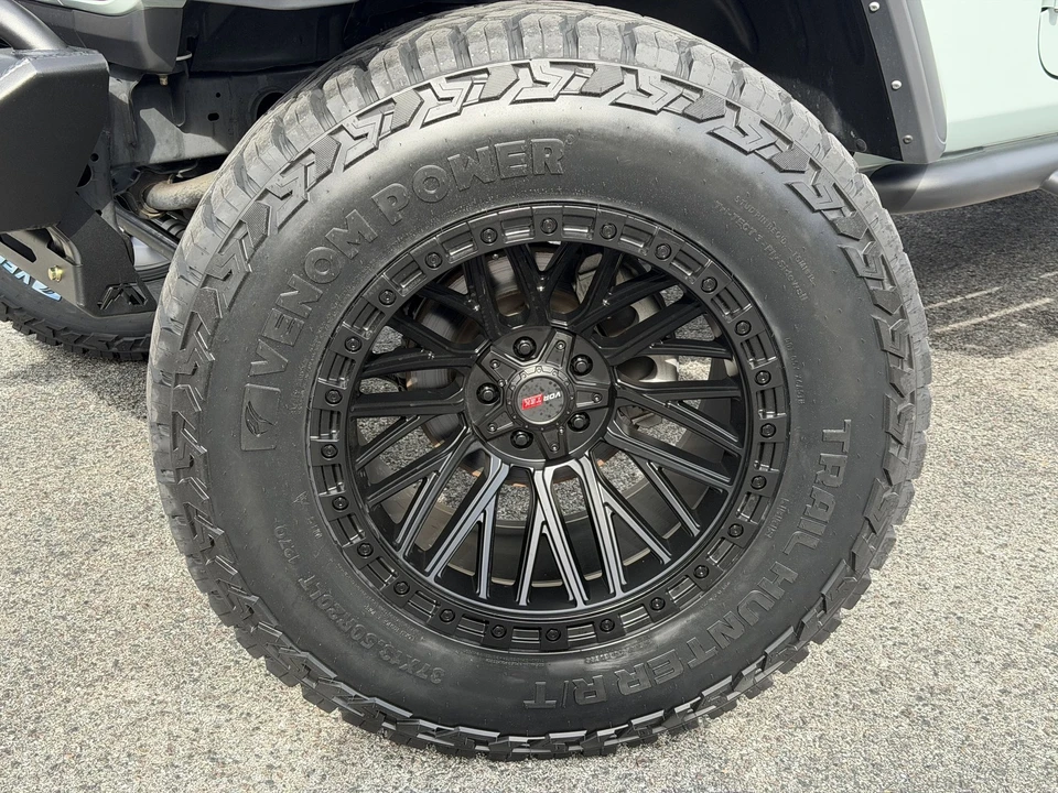 2024 Jeep JL Wrangler - Image 15 of 21