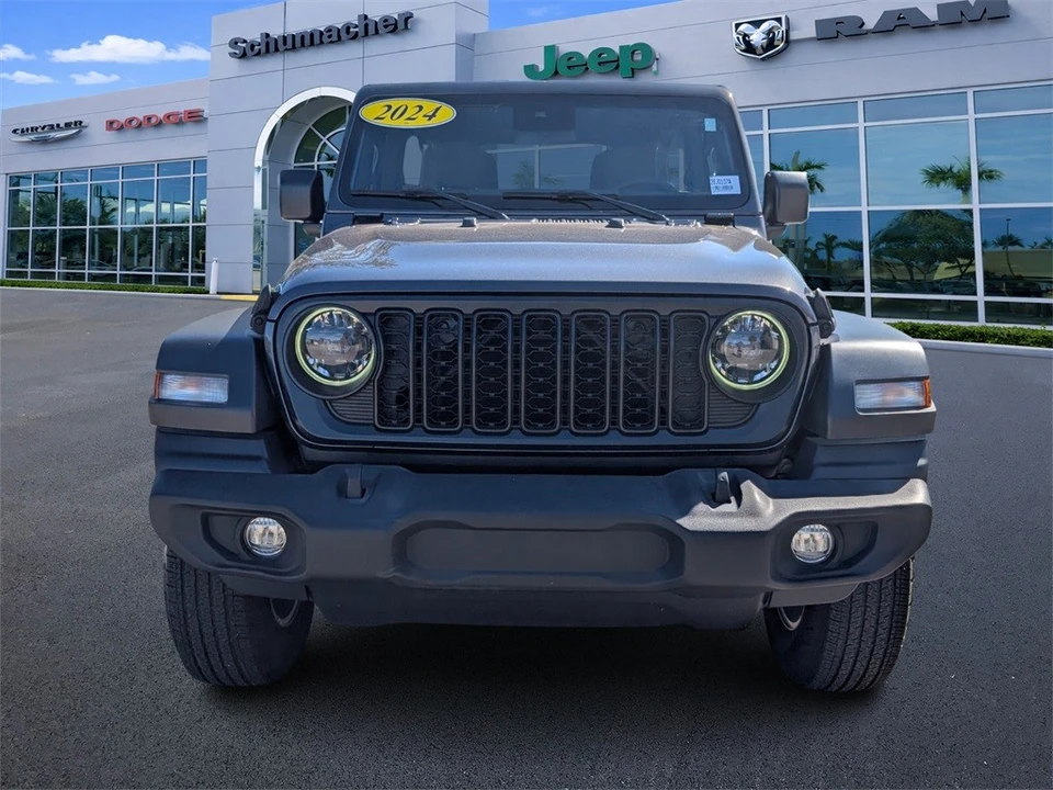 2024 Jeep JL Wrangler - Image 2 of 12