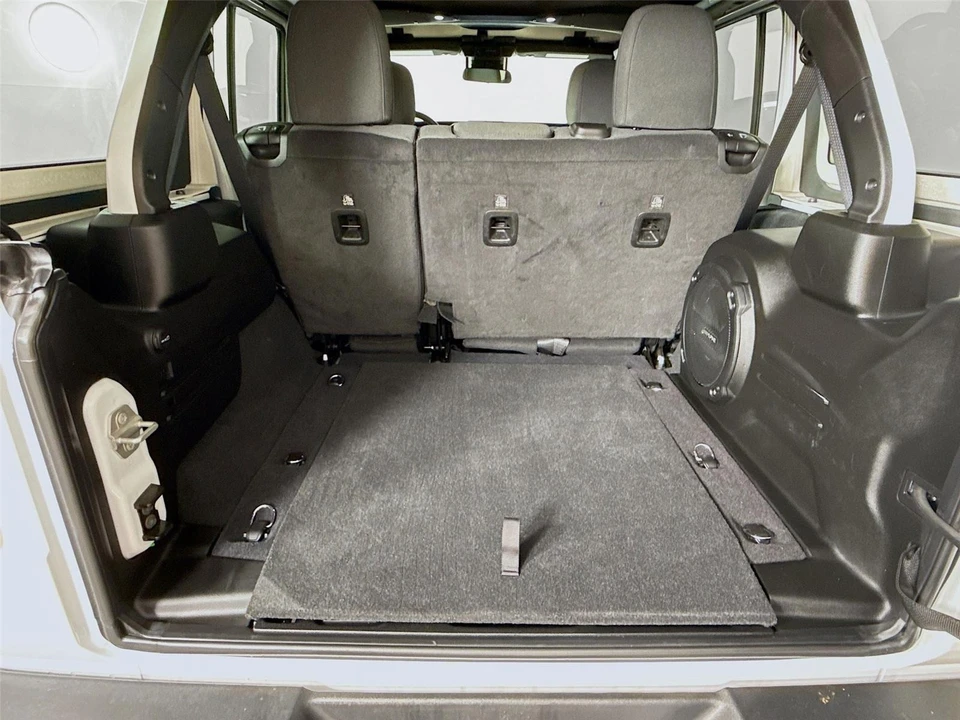 2024 Jeep JL Wrangler - Image 16 of 21