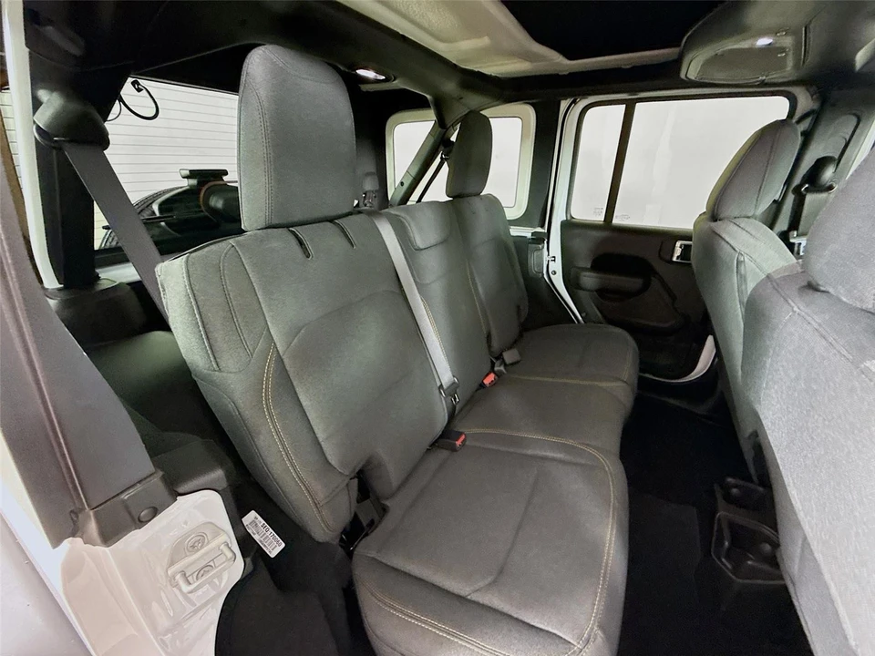 2024 Jeep JL Wrangler - Image 17 of 21