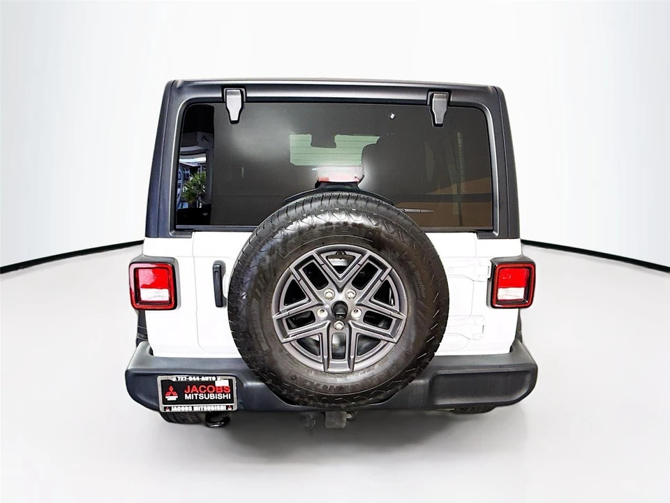 2024 Jeep JL Wrangler - Image 21 of 21