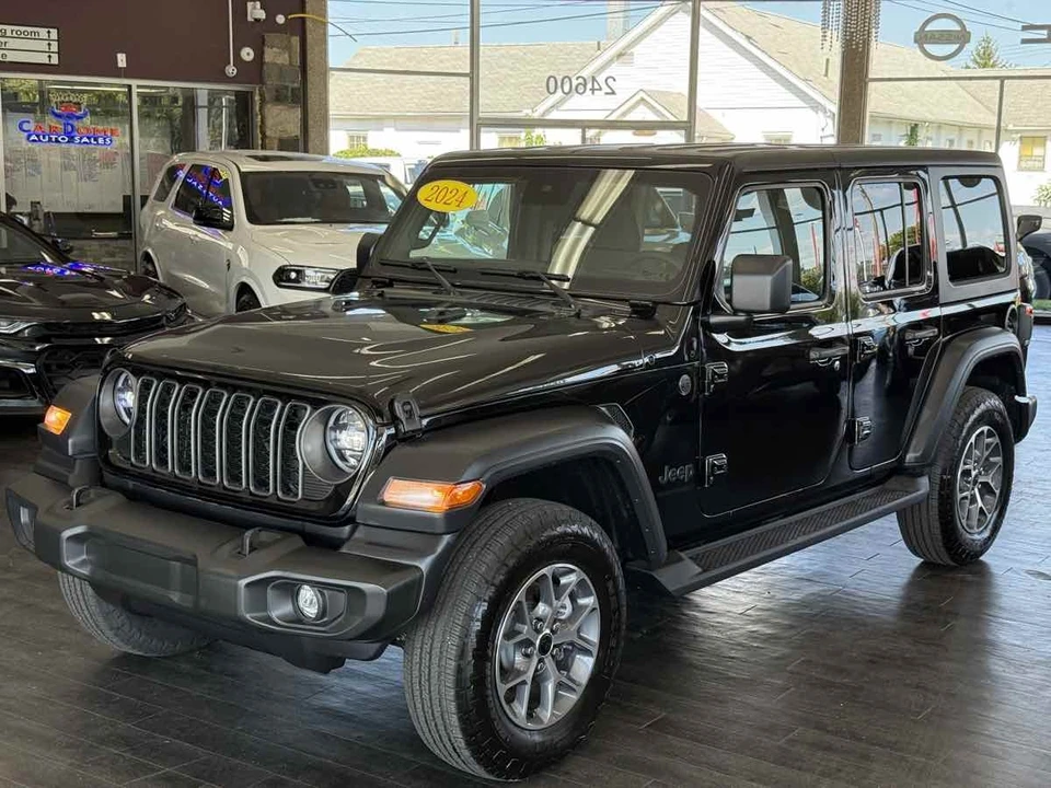 2024 Jeep JL Wrangler - Image 3 of 21