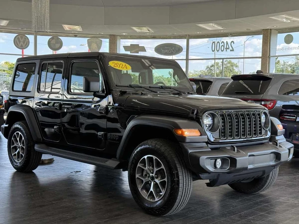 2024 Jeep JL Wrangler - Image 2 of 21